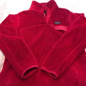 Red Patagonia Pullover